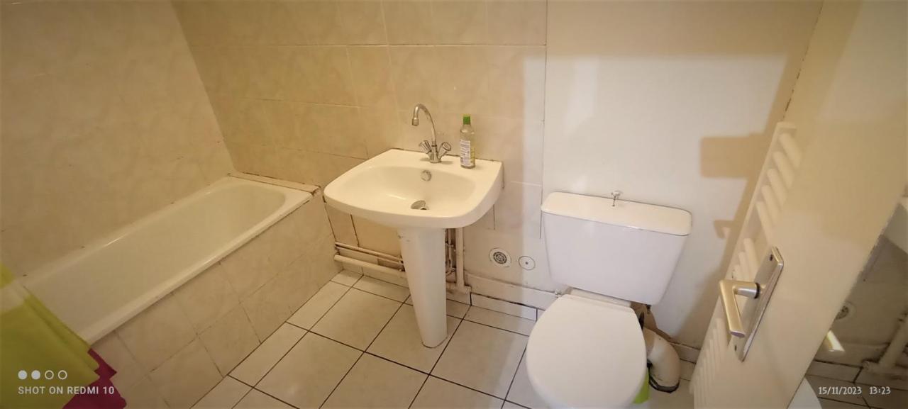 Appartement Au Calme Avec Wifi ลิมอจส์ ภายนอก รูปภาพ