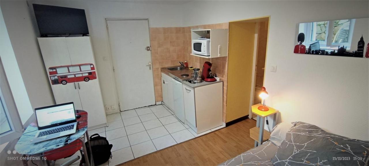 Appartement Au Calme Avec Wifi ลิมอจส์ ภายนอก รูปภาพ