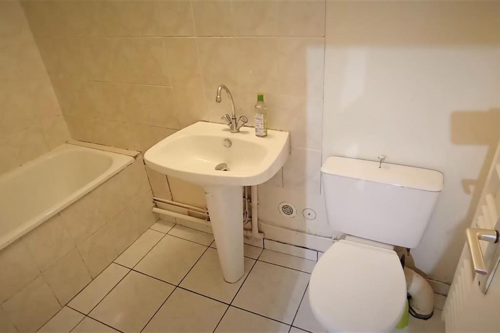 Appartement Au Calme Avec Wifi ลิมอจส์ ภายนอก รูปภาพ